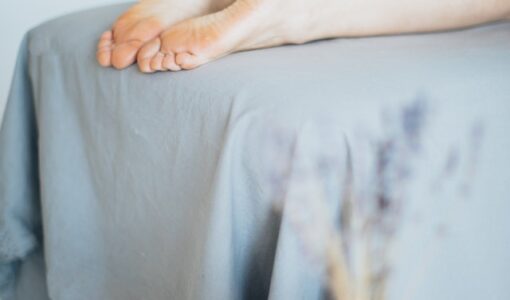 calmare picioare umflate